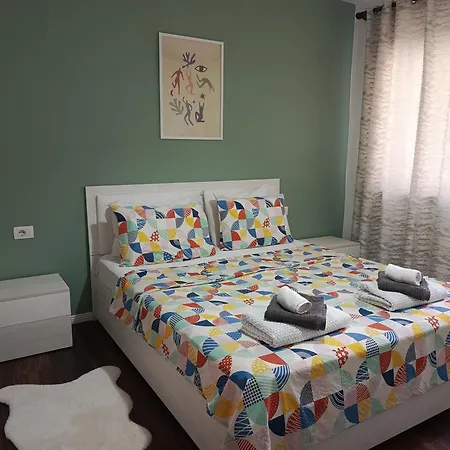 Tranquility Base Apartman *