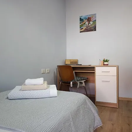Tranquility Base Apartman